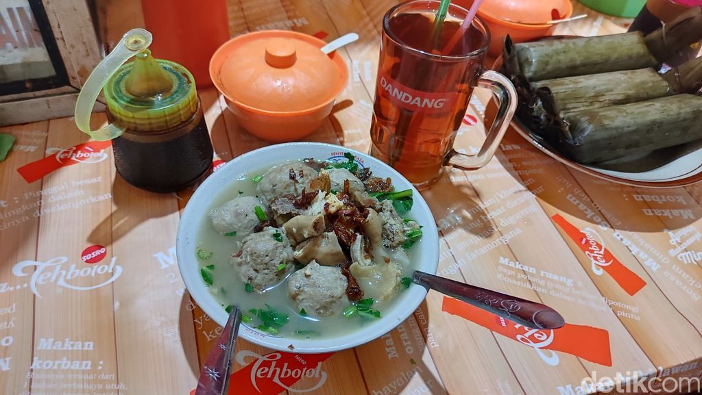 Nikmat Bakso Lesanpuro Pak Ripto Semarang Dengan Topping Iso Hingga Babat