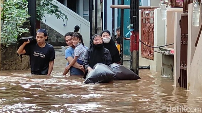 Banjir di Kebon Pala Jaktim (Karin/detikcom)