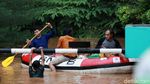 Banjir, Warga Bumi Nasio Indah Dievakuasi Pakai Tali Tambang