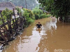 Pemkot Jakbar Nilai Penyebab Banjir di Kali Pesanggrahan Akibat Air Kiriman