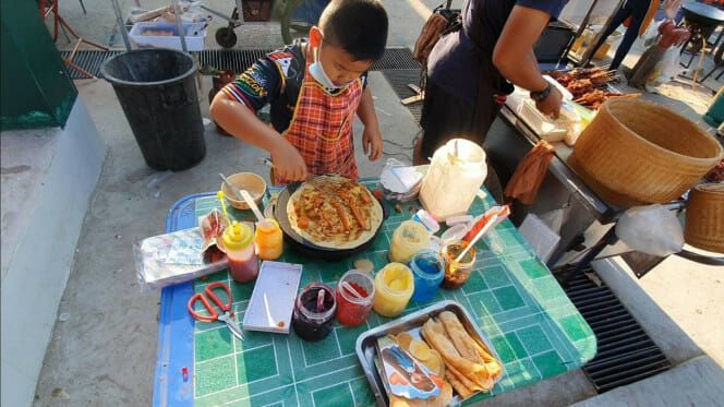 Berbekal Resep dari YouTube, Bocah 9 Tahun Jualan Crepes Demi Keluarga