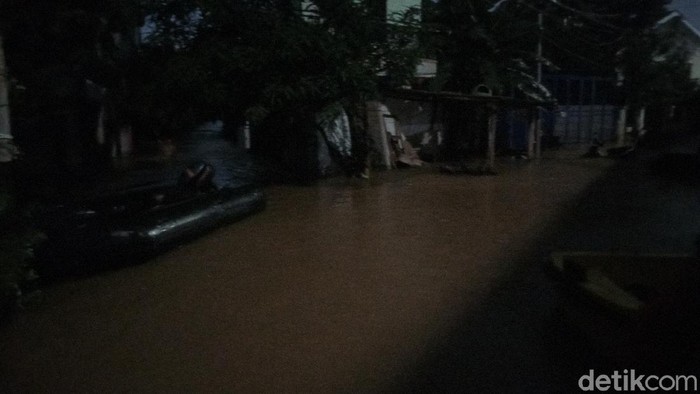 Kondisi banjir di Cipinang Melayu (Kadek/detikcom)