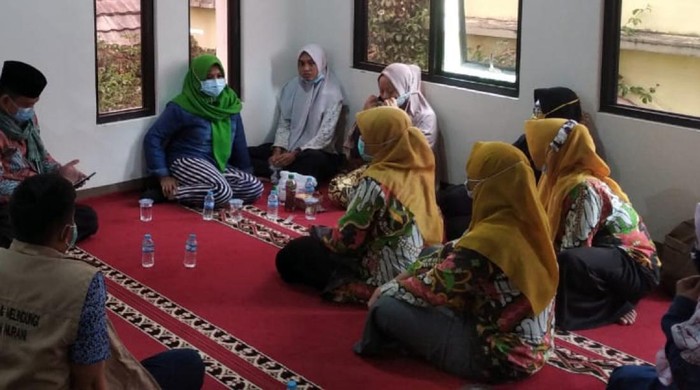 P2TP2A Sukabumi dampingi wanita asal NTB diduga korban trafficking, 21 feb 2021