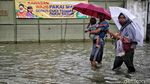 Banjir Rendam Permukiman di Kapuk Muara