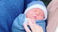 Urutan ke-12 ditempati oleh August Philip yang merupakan anak dari Putri Eugenie. Foto: Instagram @princesseugenie