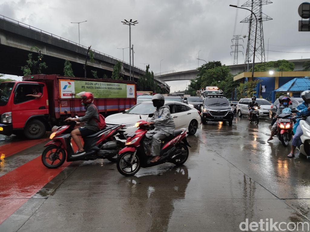 Terowongan Cawang Banjir