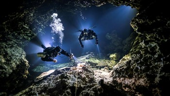 Up & Coming Underwater Photographer of the Year 2021. Most Promising British Underwater Photographer 2021: diraih SJ Alice Bennett (Meksiko) Foto: doc Underwater Photographer Of The Year