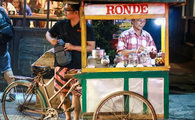 Yuk! Hangatkan Tubuh dengan Wedang Ronde di 5 Tempat Ini