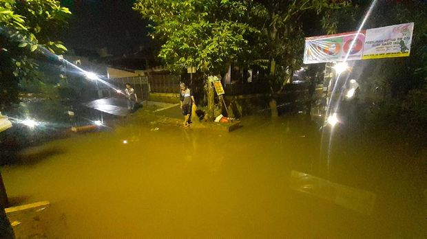 Banjir di Bumi Nasio Indah, Bekasi, mulai surut