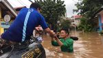 Berbagi untuk Korban Banjir Jakarta