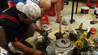 Bagian pompa air yang rusak biasanya adalah dinamonya.