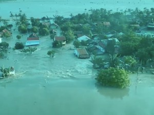 Dampak Tanggul Citarum Jebol, 4 Desa di Kabupaten Bekasi Terendam!