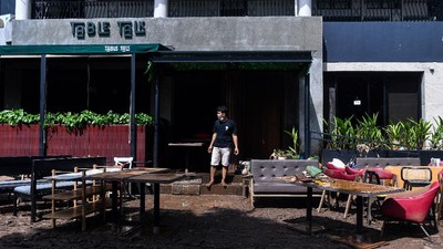 Kondisi Kemang Usai Banjir Surut