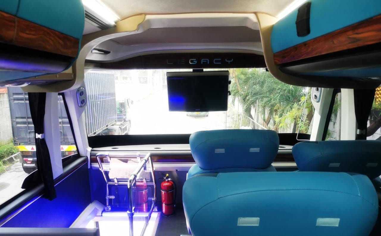 Legacy SR2 Double Decker
