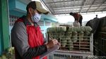 Petani Muda di Bandung Beromzet Puluhan Juta dari Jual Sayuran