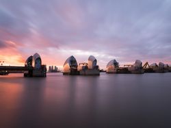 Teknologi Anti Banjir yang Bisa Ditiru Jakarta