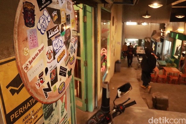 Pasar Kekinian di Bandung  The Hallway Creative Space