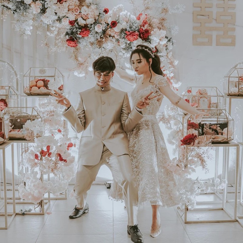 Asyiknya Reza Arap dan Wendy Walters Saat Makan Nasi Uduk dan Sereal