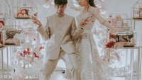Reza Arap dan Wendy Walters menggelar resepsi pernikahan di Bali. Pasangan ini memilih mengadakan pesta di ruang outdoor dengan suasana santai namun tetap elegan. Foto: instagram @wendywalters