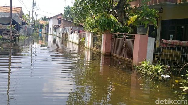 Banjir di Kota Pekalongan, Jawa Tengah, Senin (22/2/2021).