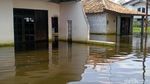 Banjir Masih Rendam Rumah Warga di Pekalongan