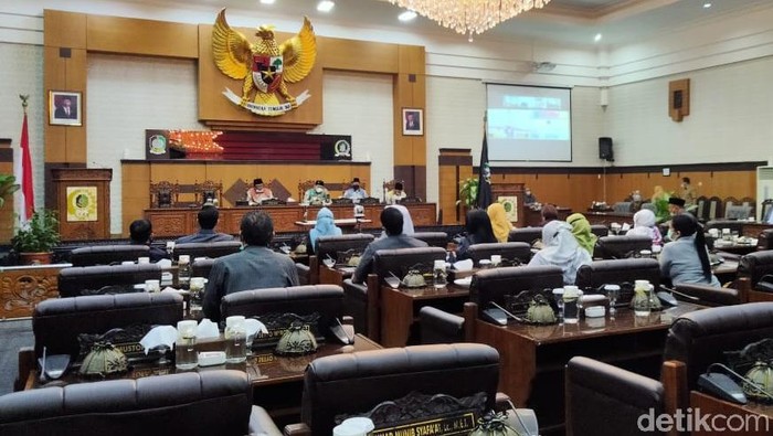 dprd banyuwangi