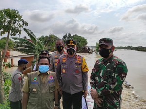 Penampakan Tanggul Citarum Jebol di Pebayuran Bekasi, 9 Desa Terdampak