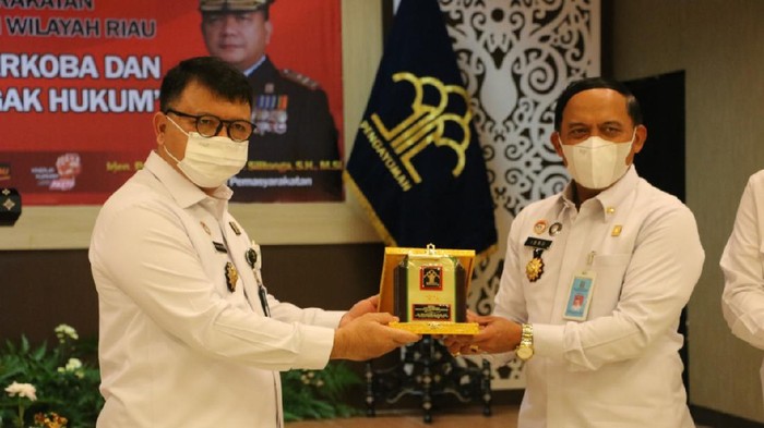 Kepala Kanwil Kemenkumham Riau, Ibnu Chuldun dan Dirjenpas Kemenkumham Irjen Reynhard Silitonga