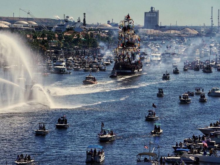 Lihat Lagi Keseruan Festival Bajak Laut di AS