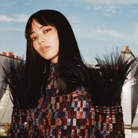 Pada 2016, Nana Komatsu membintangi film garapan sutradara Amerika Serikat, “Silence”. Ia beradu akting dengan sejumlah aktor ternama seperti Andrew Garfield, Adam Driver, dan Liam Neeson. Foto: dok. i-D Magazine