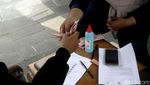 Antusias Warga Cairkan BST Rp 300 Ribu di Depok