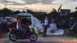 Korban Banjir Mengungsi di Proyek Tol Cibitung-Cilincing
