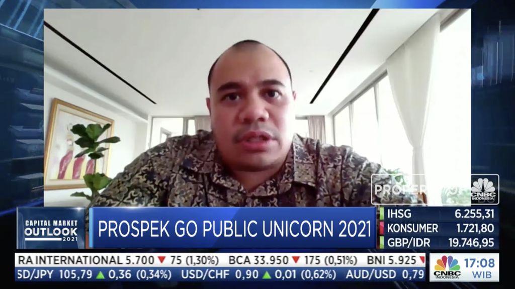 Presiden Komisaris SEA Group Indonesia Pandu Sjahrir dalam acara Capital Market Outlook 2021 dengan tema 