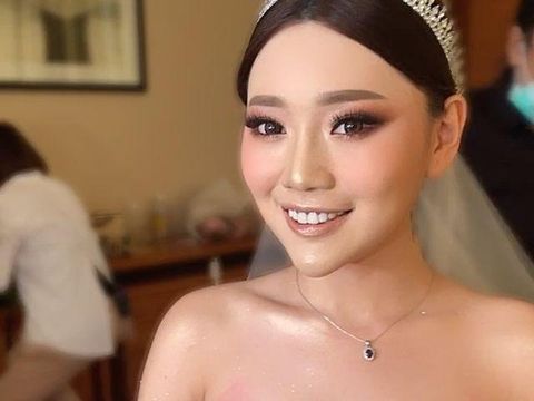 Reza Arap dan Wendy Walters Menikah di Villa Phalosa, Bali. 21 Februari 2021, pukul 15.00-21.00 WITA..