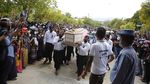Ribuan Orang Hadiri Pemakaman Demonstran Myanmar