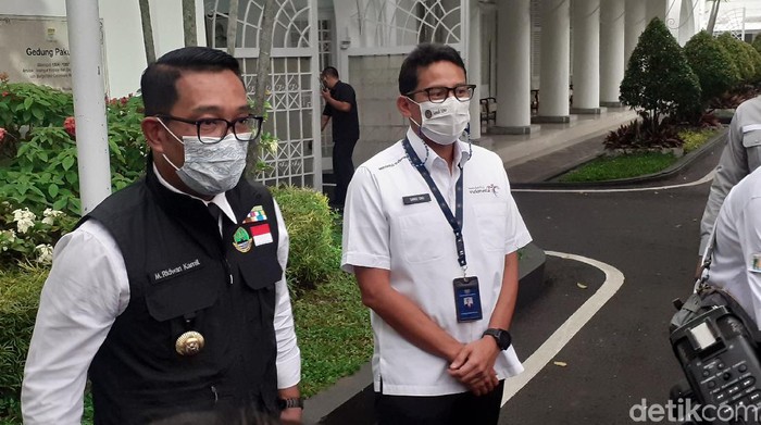 Ridwan Kamil dan Sandiaga Uno di Gedung Pakuan