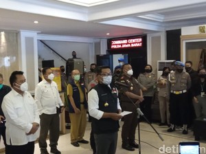 Ridwan Kamil Prioritaskan Lansia Divaksinasi COVID-19