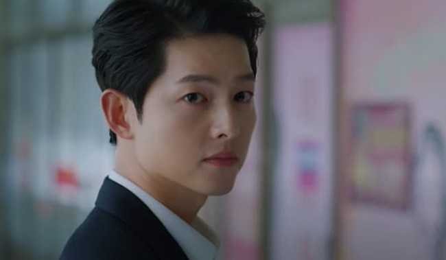 Drama Korea Vincenzo menjadi comeback Song Joong Ki setelah dia terakhir membintangi drama Korea pada 2019 yaitu Arthdal Chronicles. Foto: Dok. tvN