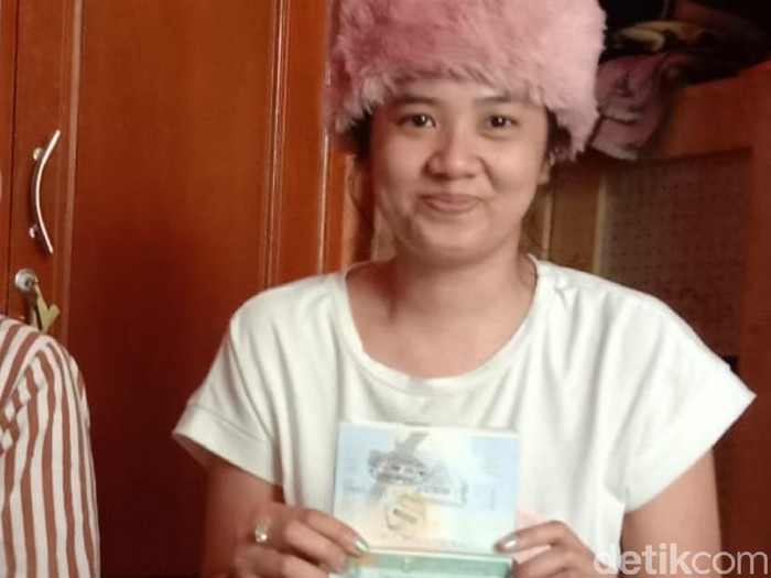Lilih (30), warga Desa Girimulya, Kecamatan Cibeber Cianjur, Jawa Barat, mengalami depresi usai 13 bulan bekerja di Arab Saudi.