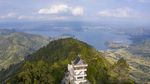 Menikmati Keindahan Danau Toba dari Menara Pandang Tele