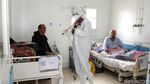 Alunan Biola Jadi Cara Dokter di Tunisia Hibur Pasien COVID-19