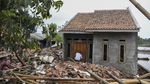 Tanggul Citarum Jebol Rusak Ratusan Rumah Warga