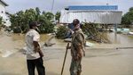 Tanggul Citarum Jebol Rusak Ratusan Rumah Warga