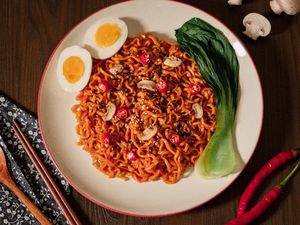 Panduan Memilih Mie Samyang Halal buat Traveler, Nih