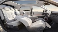 New Ioniq 5 Electric Crossover dikatakan pertama kali diperkenalkan di pasar Amerika Serikat, baru akan diperkenalkan pada pasar Eropa pada pertengahan tahun. Foto: Dok. Hyundai