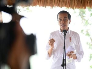 Tinjau Progres Tol Pekanbaru-Bangkinang, Jokowi Tekankan soal Daya Saing