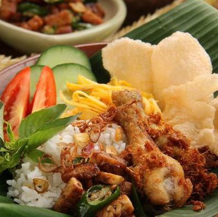 Kagak Ade Duanye! 5 Nasi Uduk Betawi yang Tersohor Lezat di Jakarta Kagak Ade Duanye! 5 Nasi Uduk Betawi yang Tersohor Lezat di Jakarta