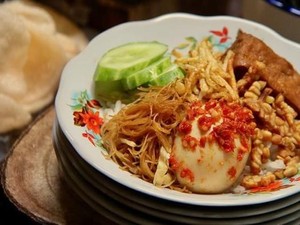 Ternyata Ini Lauk Nasi Uduk Betawi yang Asli Menurut Sejarawan