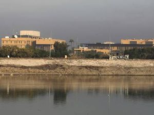 Serangan Roket Targetkan Kompleks Kedubes AS di Irak