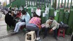 Miris! Warga Peru Rela Antre Berhari-hari Demi Tabung Oksigen